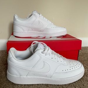 Nike court vision low women size 8.5
